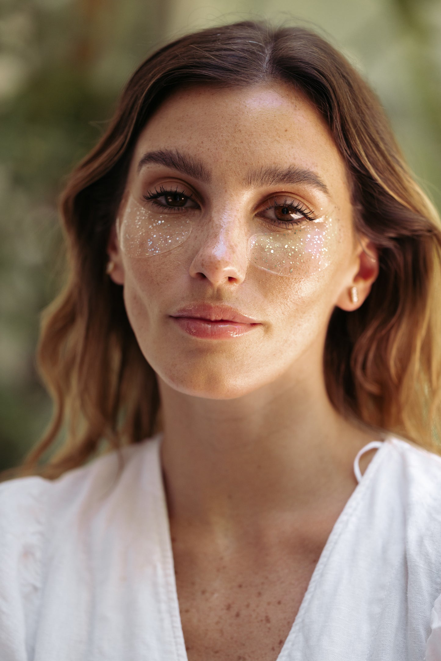 Shine glitter only:gel under eye mask