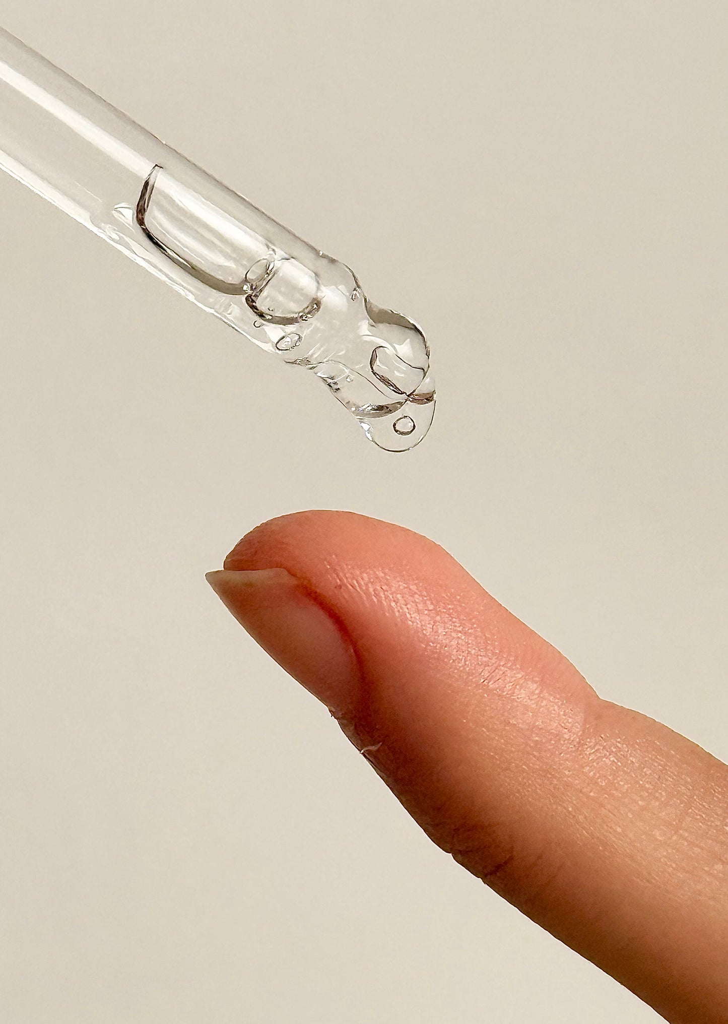 Pure hyaluronic acid facial serum – Sérum facial ácido hialurónico