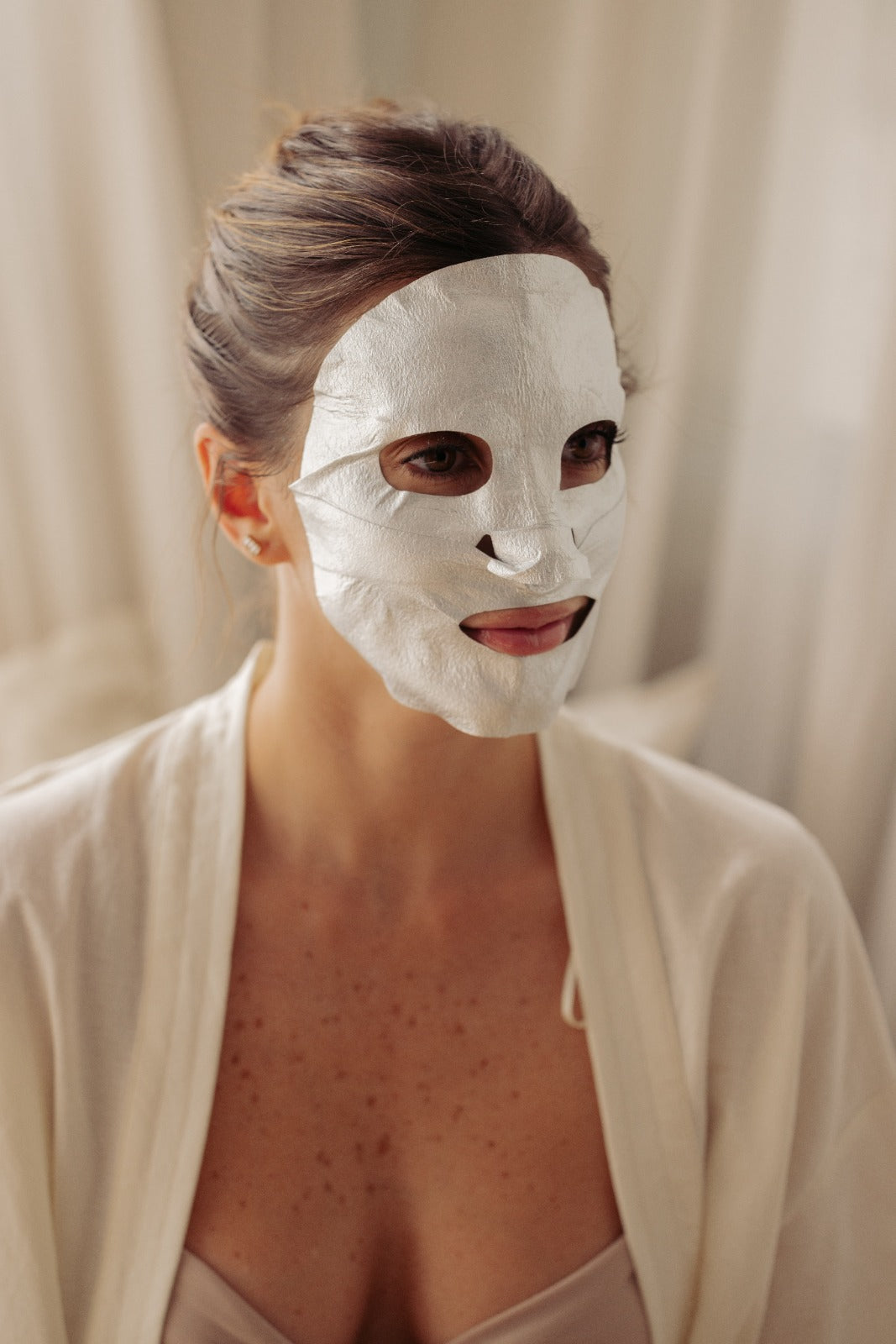Illuminating cream sheet mask “silver”