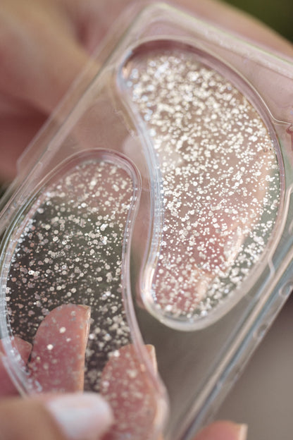 Shine glitter only:gel under eye mask